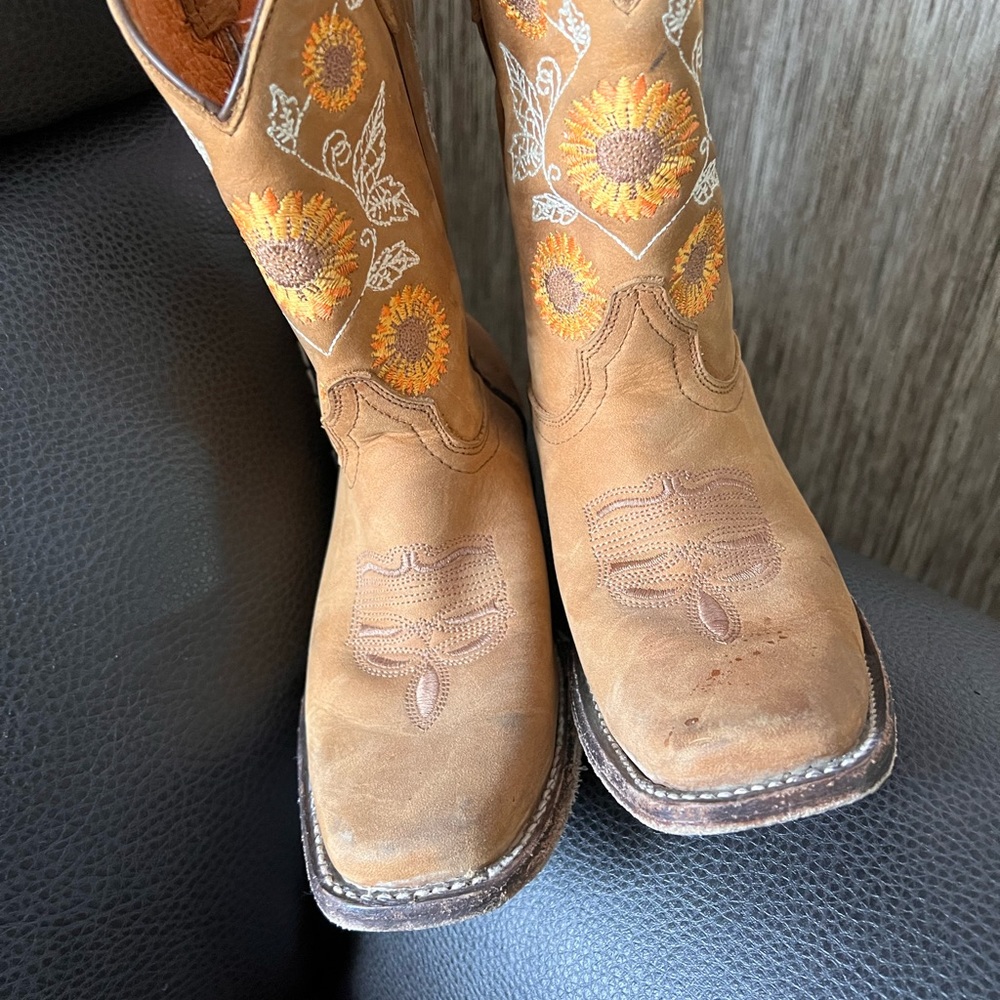 Little girl boots